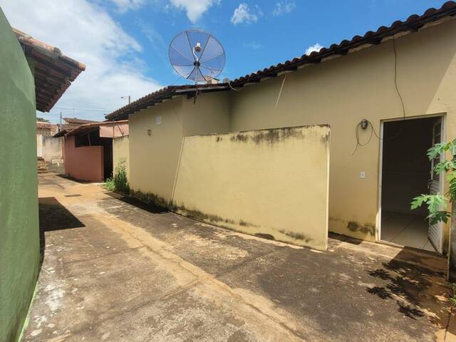 #33 - Casa para Venda em Itumbiara - GO - 2